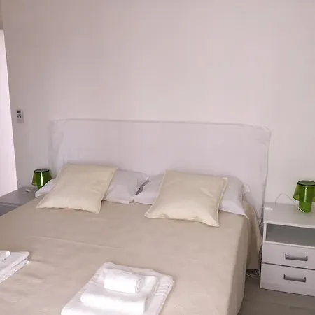 Guest house Smile Torre Lapillo